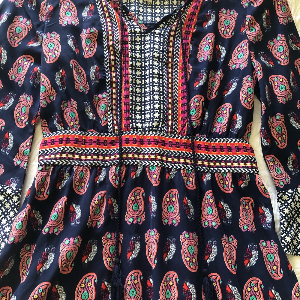 Patterned Dress - Picture 2 of 3